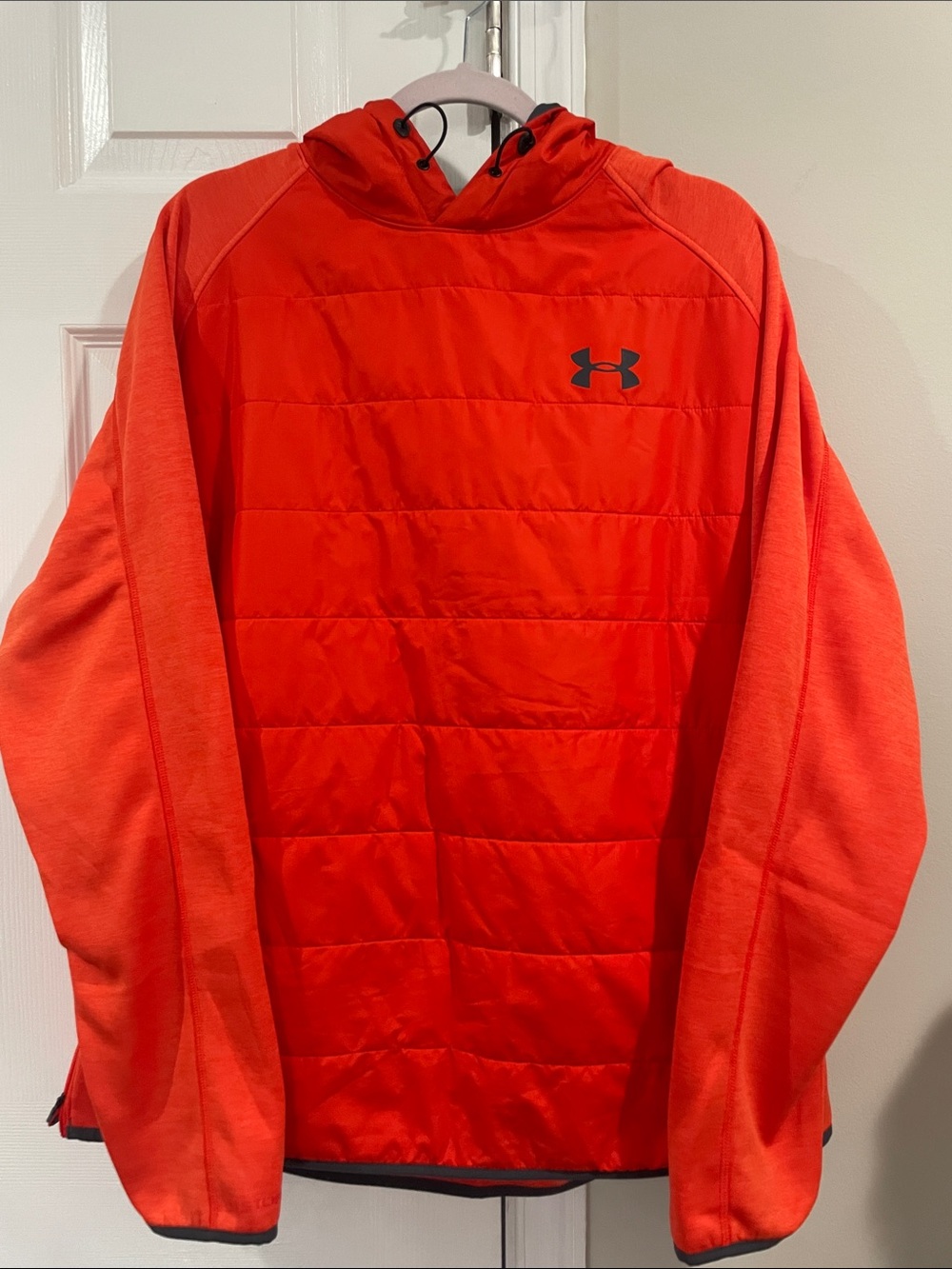 Under Armour Men’s Bright Orange Quilted Pullover Hoodie- Size XL